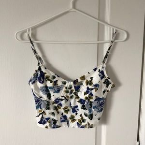 Garage Top. 2/15$ 3/20$